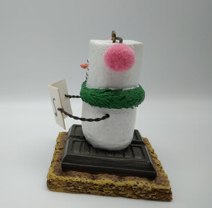 S'mores Caroler Ornament - We Got Character Toys N More