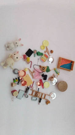 Calico Critter Misc. Lot - We Got Character Toys N More