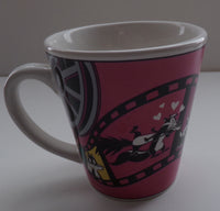 Pepé Le Pew Mom Cup - We Got Character Toys N More