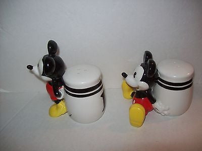 Mickey Mouse Salt and Pepper Shakers Pie-Eyed Gibson - We Got Character Toys N More