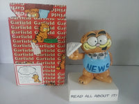 Garfield Enesco Figurine Read All About It - We Got Character Toys N More