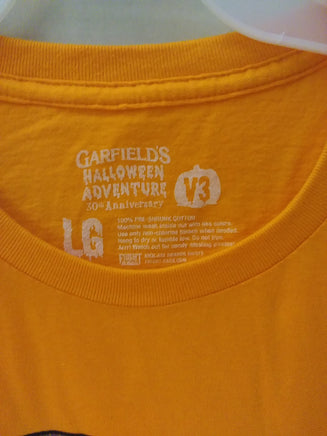 Garfield 30th Halloween Adventure T-shirt - We Got Character Toys N More