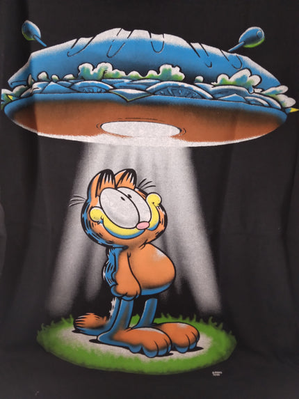 Garfield Club Encounters T-shirt - We Got Character Toys N More