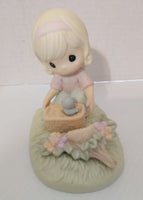 It Only Takes A Moment To Show You Care Precious Moments Figurine - We Got Character Toys N More