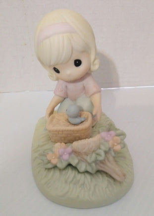 It Only Takes A Moment To Show You Care Precious Moments Figurine - We Got Character Toys N More