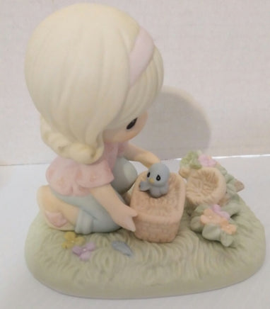 It Only Takes A Moment To Show You Care Precious Moments Figurine - We Got Character Toys N More