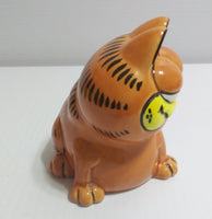 Garfield Enesco Sitting Figurine - We Got Character Toys N More