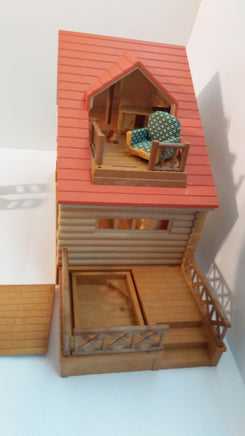 Epoch Calico Critters  Log Cabin House & Furniture - We Got Character Toys N More