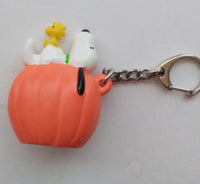 Snoopy Keychain Coat Clip Halloween Pumpkin - We Got Character Toys N More