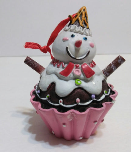 Snowman Cupcake Ornament - We Got Character Toys N More