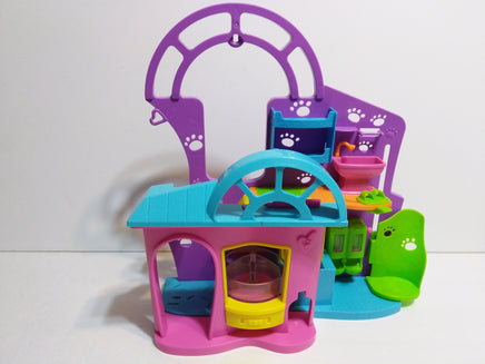 Polly Pocket Playtime Doll Pet Shop - We Got Character Toys N More