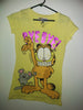 Garfield & Squeak Bye Bye T-Shirt - We Got Character Toys N More