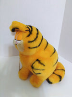 Garfield 10 yr Plush Year Of The Party - We Got Character Toys N More